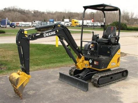 john deere 17d mini excavator rental|john deere 17d vs 17g.